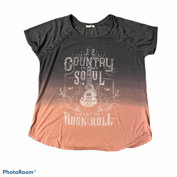 Maurices Tops - Maurices graphic tee Country in my soul size 1x
